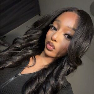 Meet your Posher, Tesia